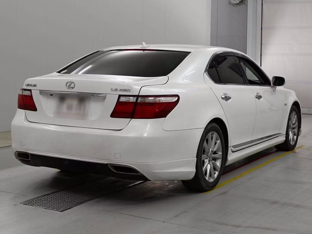 LEXUS LS460