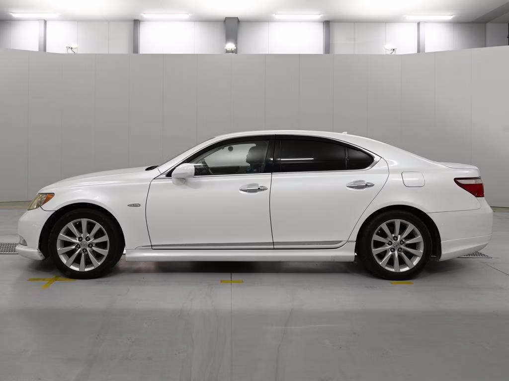 LEXUS LS460