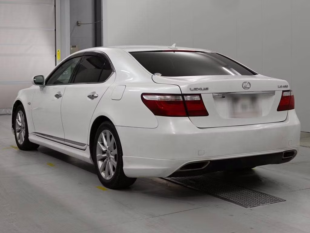 LEXUS LS460