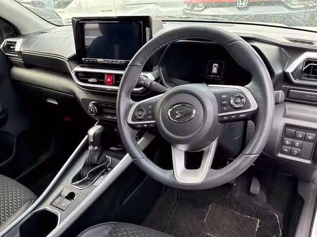 DAIHATSU ROCKY