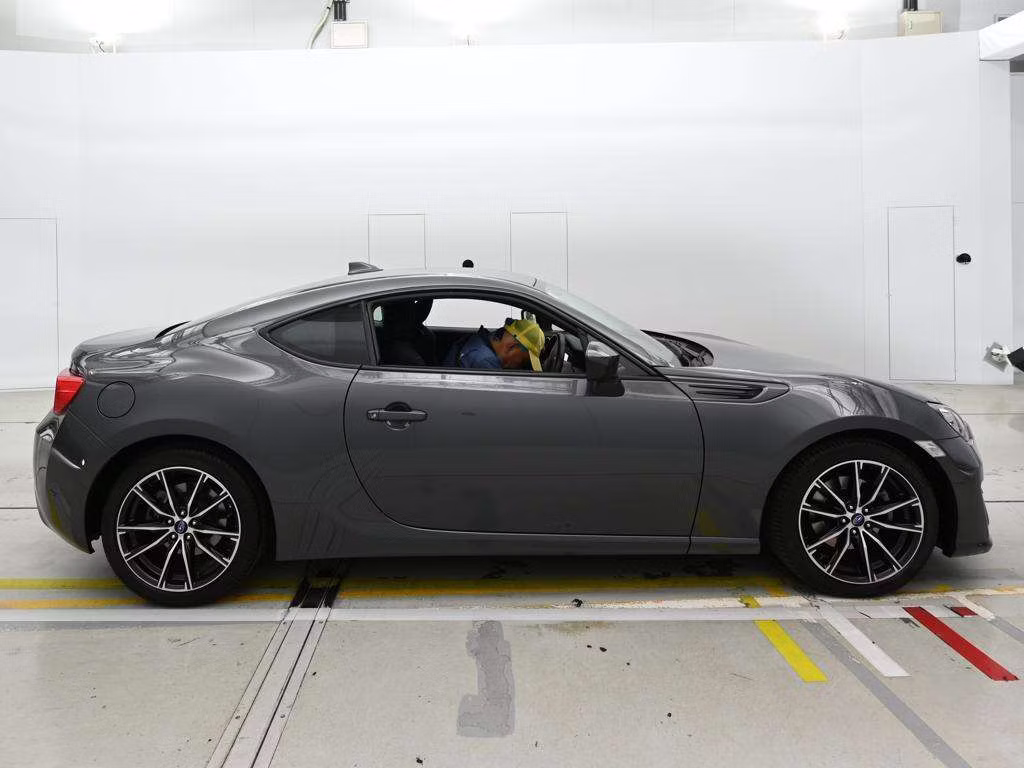 SUBARU BRZ