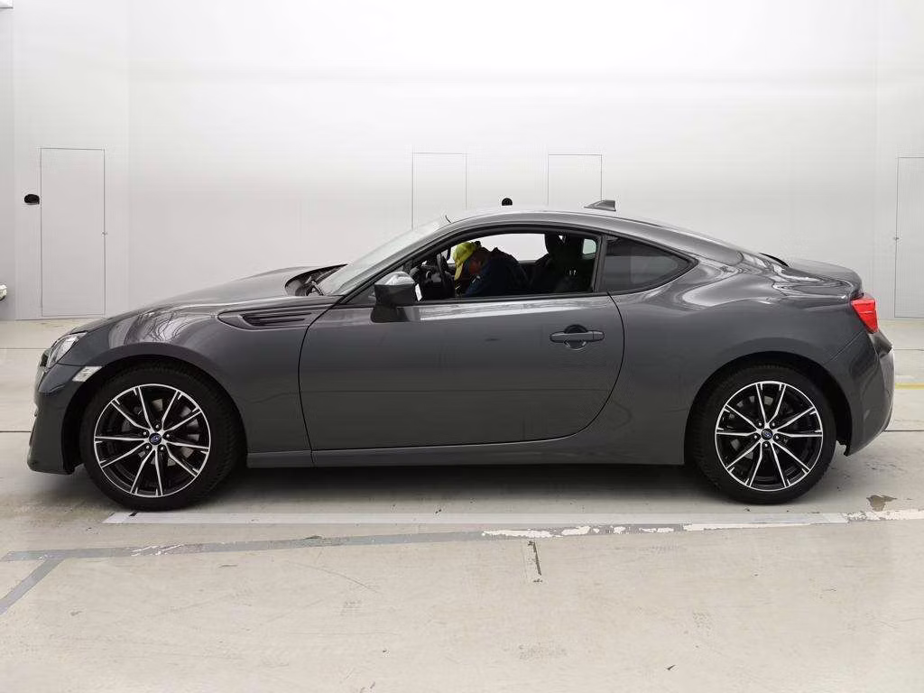 SUBARU BRZ