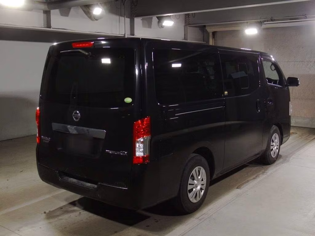 NISSAN NV350 CARAVAN