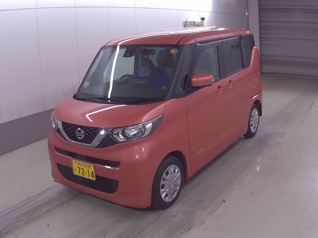 NISSAN ROOX