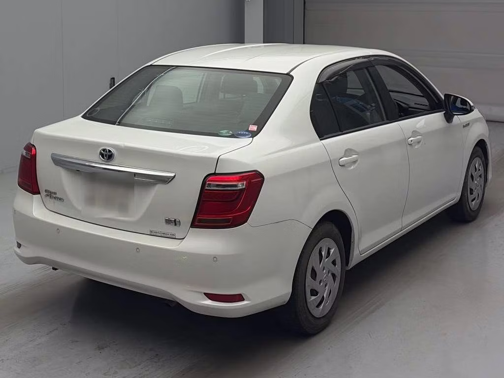 TOYOTA COROLLA AXIO