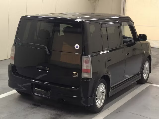 TOYOTA BB