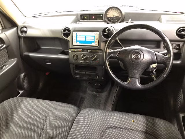 TOYOTA BB
