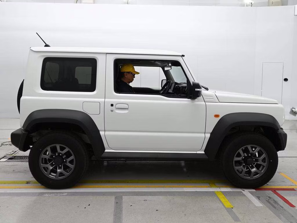 SUZUKI JIMNY SIERRA