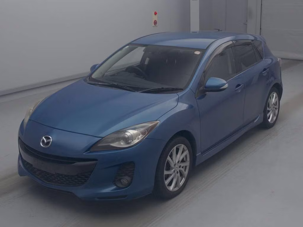 MAZDA AXELA