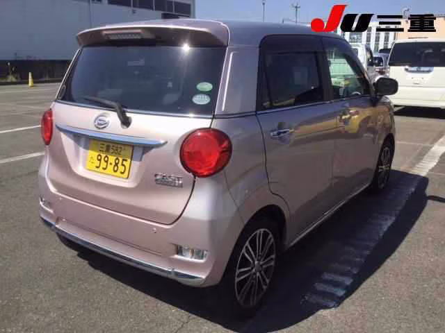DAIHATSU CAST