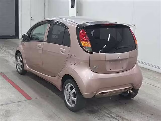 MITSUBISHI I
