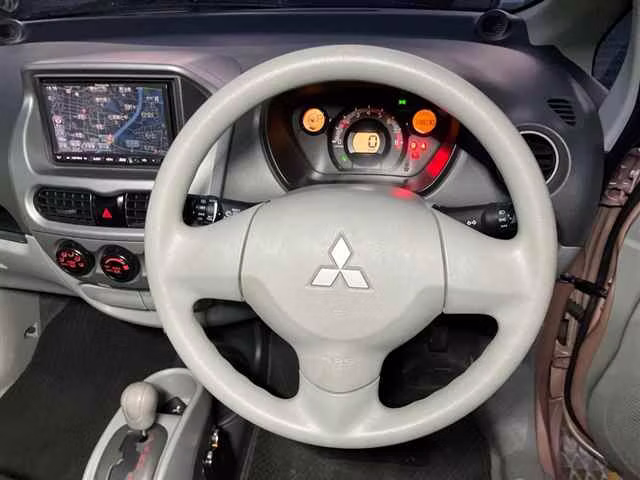 MITSUBISHI I