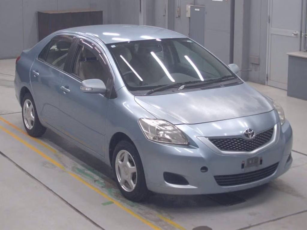 TOYOTA BELTA