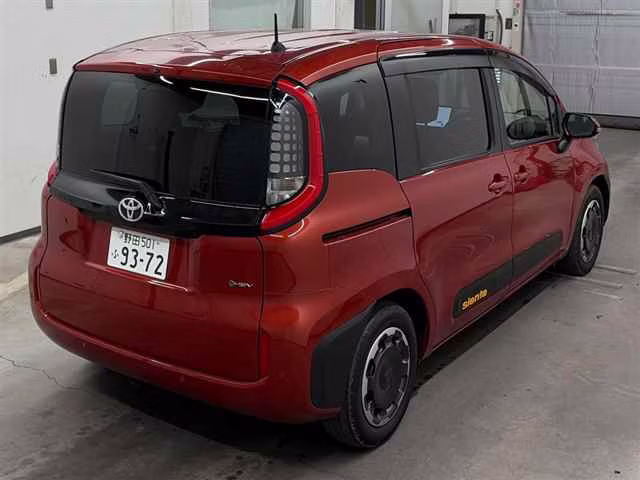 TOYOTA SIENTA