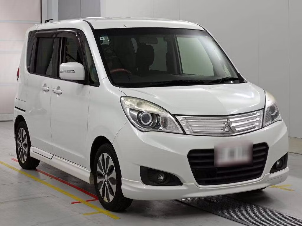 MITSUBISHI DELICA D:2