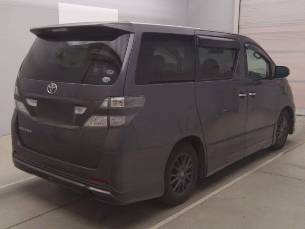 TOYOTA VELLFIRE
