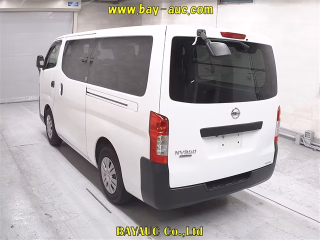NISSAN NV350 CARAVAN