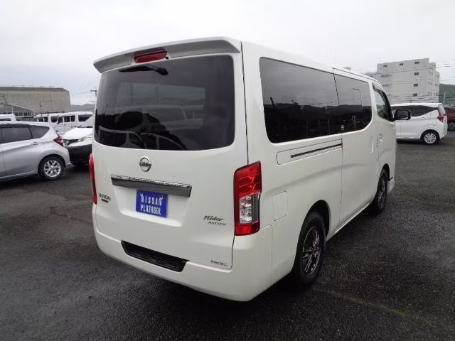 NISSAN NV350 CARAVAN