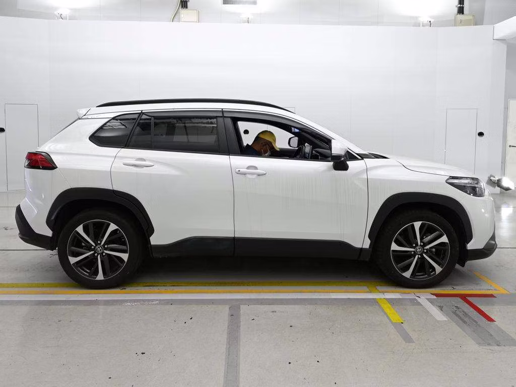 TOYOTA COROLLA CROSS