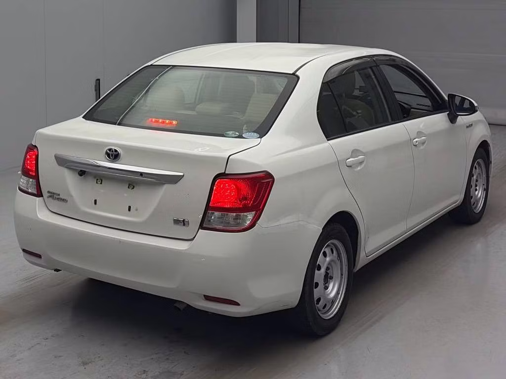 TOYOTA COROLLA AXIO