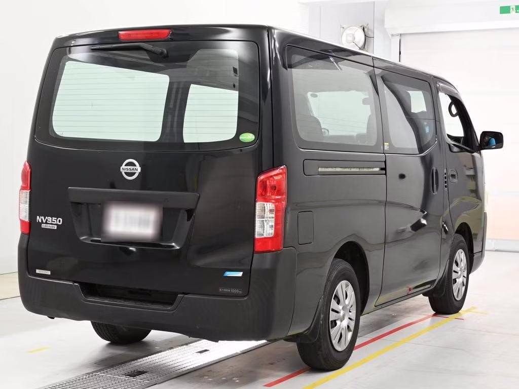 NISSAN NV350 CARAVAN