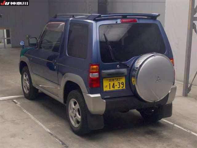 MITSUBISHI PAJERO MINI