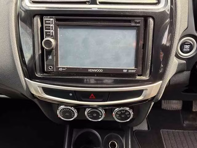 MITSUBISHI RVR