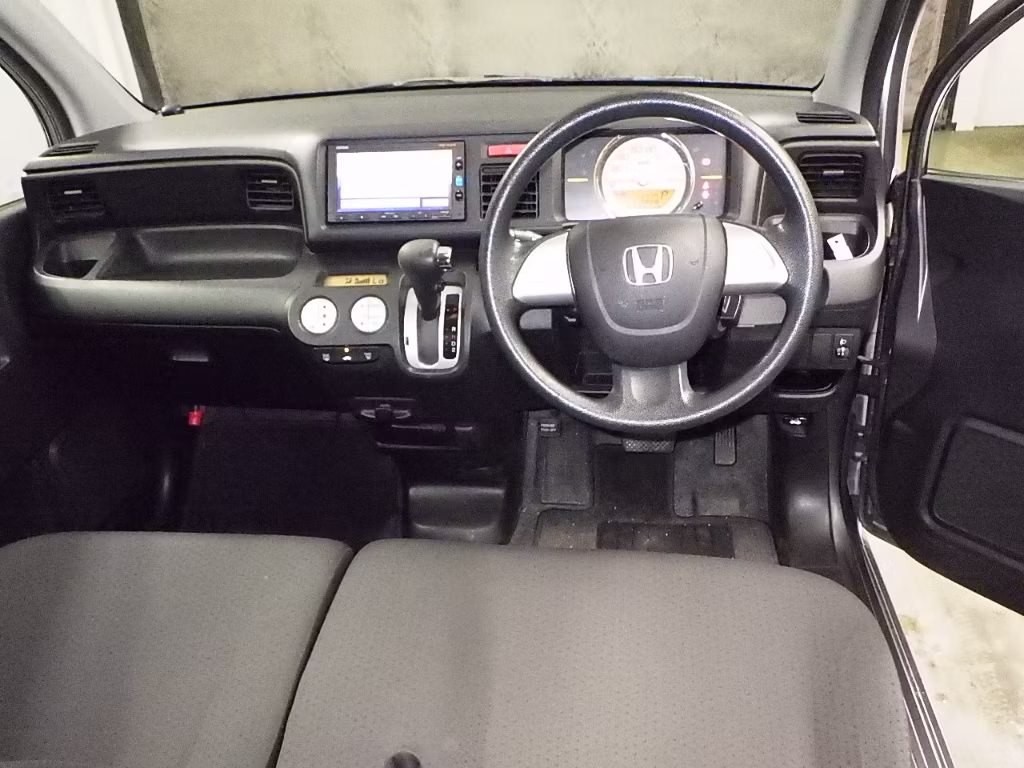 HONDA LIFE