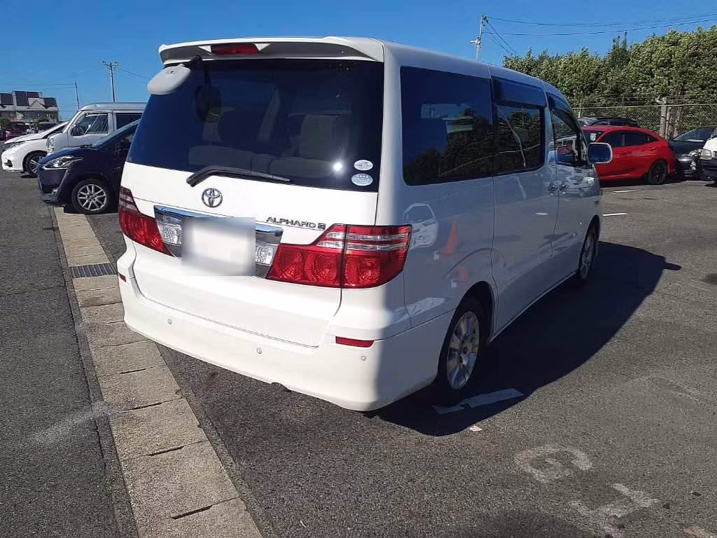 TOYOTA ALPHARD