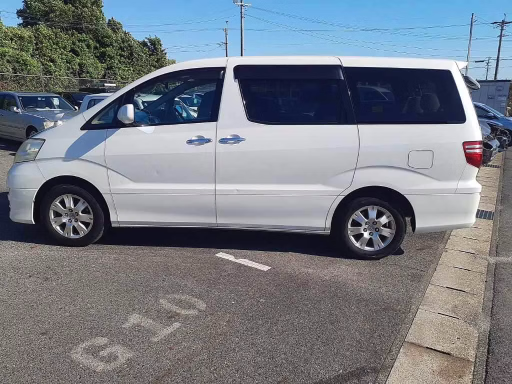 TOYOTA ALPHARD