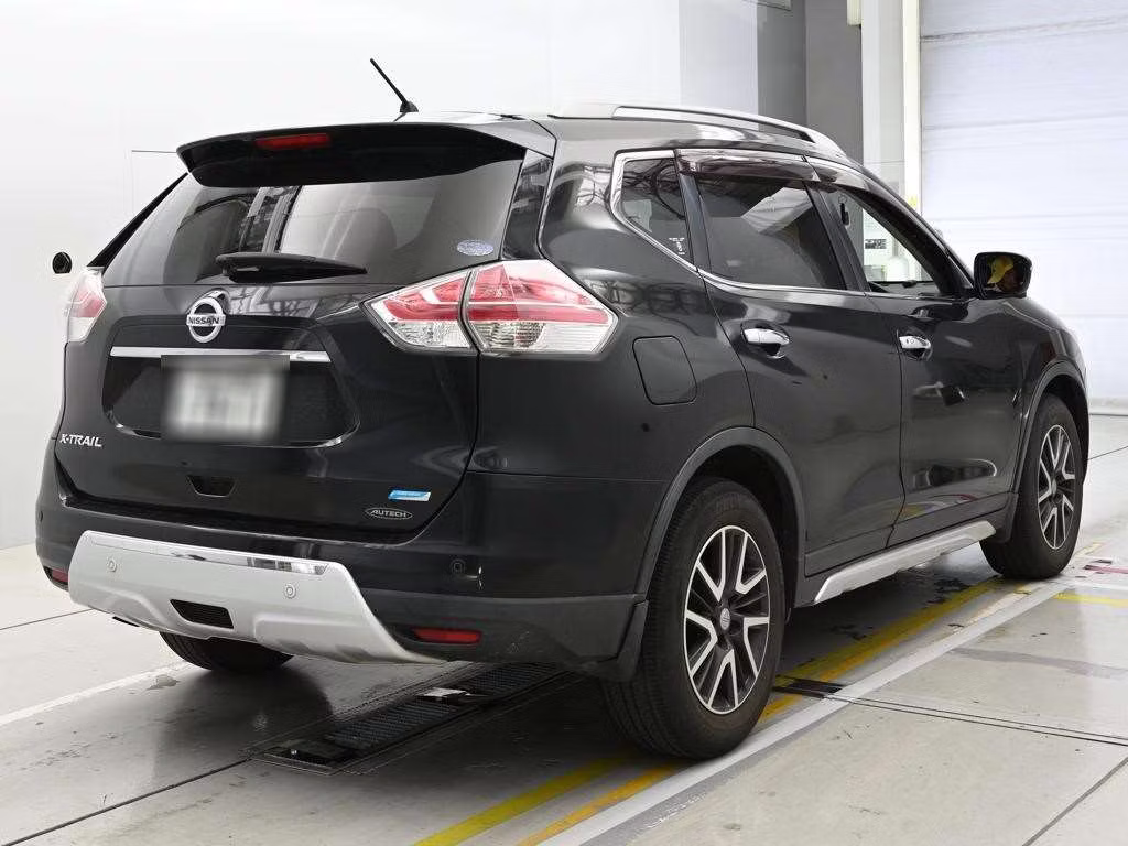 NISSAN X-TRAIL