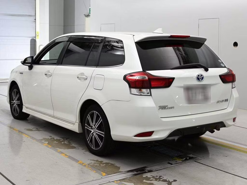 TOYOTA COROLLA FIELDER