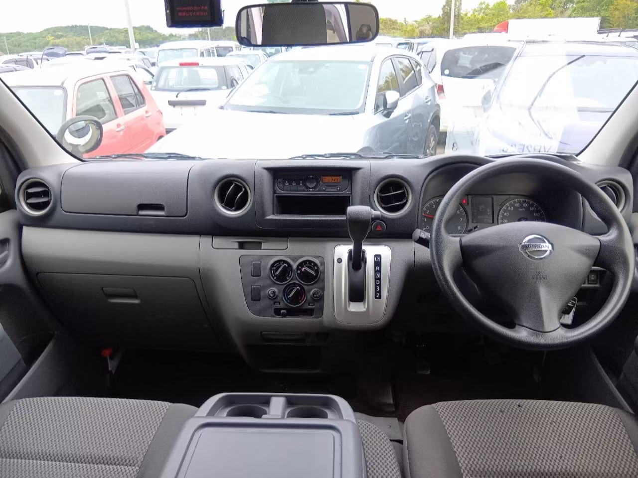 NISSAN NV350 CARAVAN