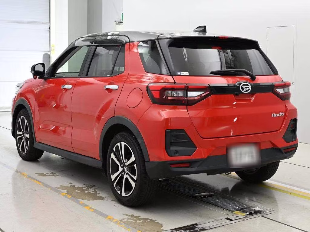 DAIHATSU ROCKY