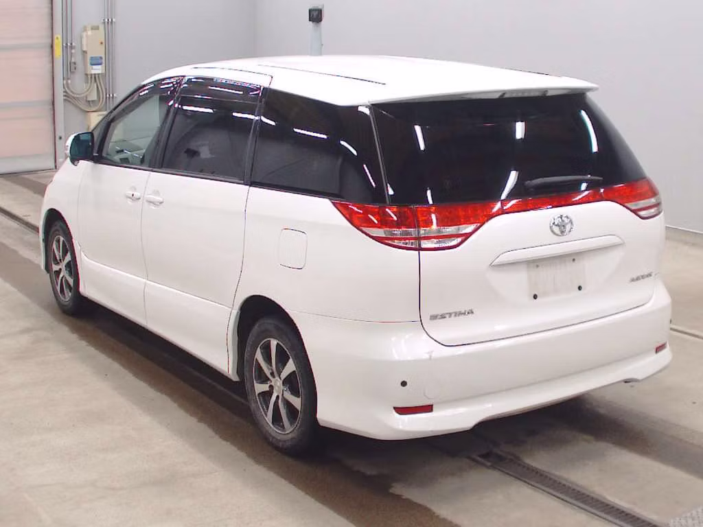 TOYOTA ESTIMA