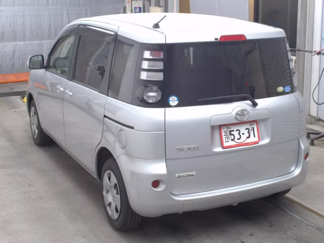 TOYOTA SIENTA