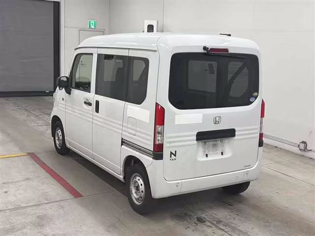HONDA N-VAN