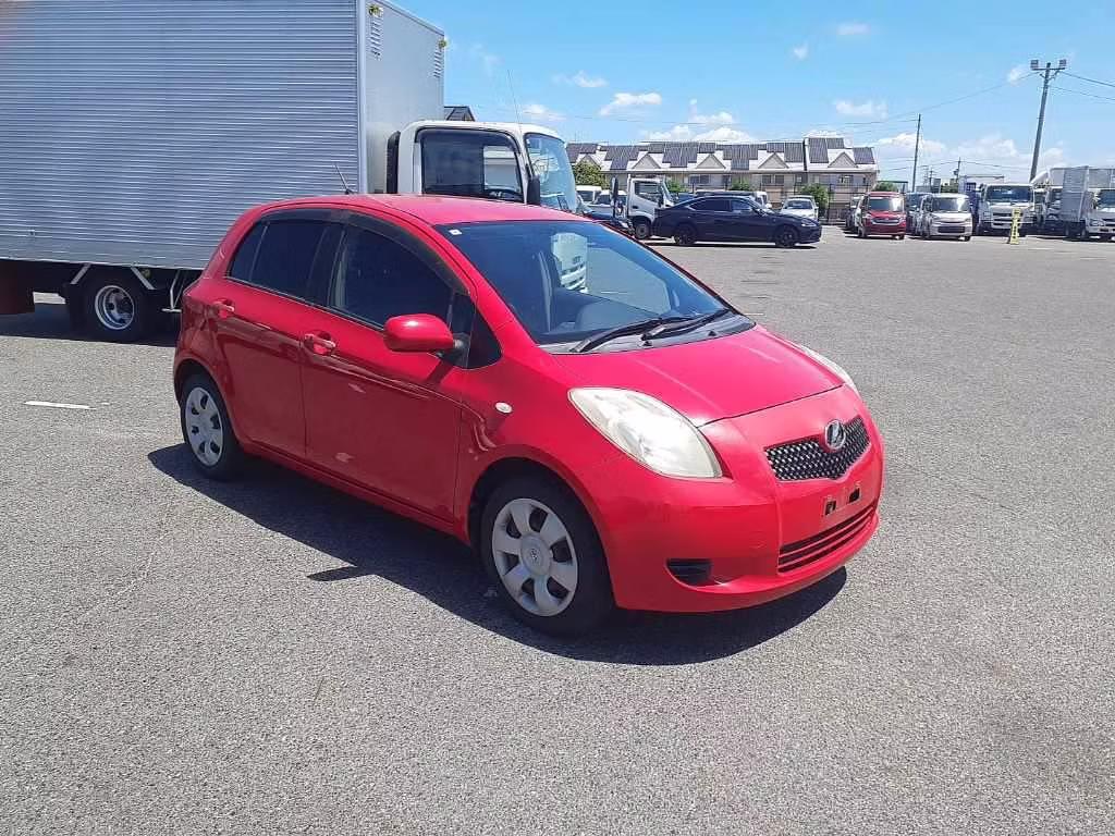 TOYOTA VITZ