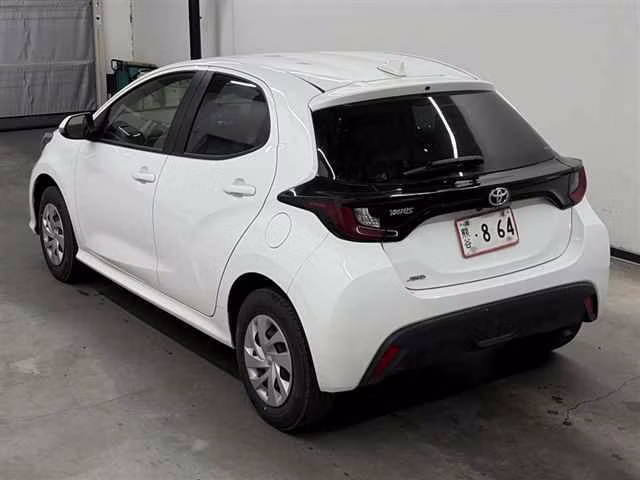 TOYOTA YARIS