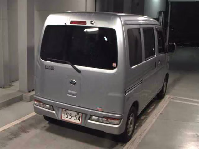 TOYOTA PIXIS VAN