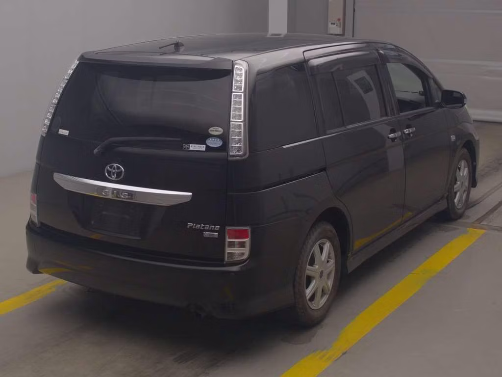 TOYOTA ISIS