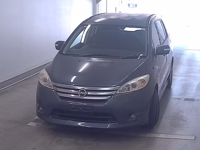 NISSAN LAFESTA