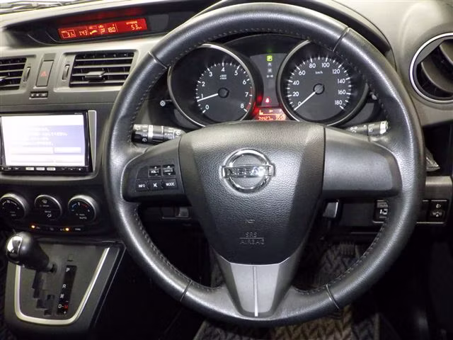 NISSAN LAFESTA