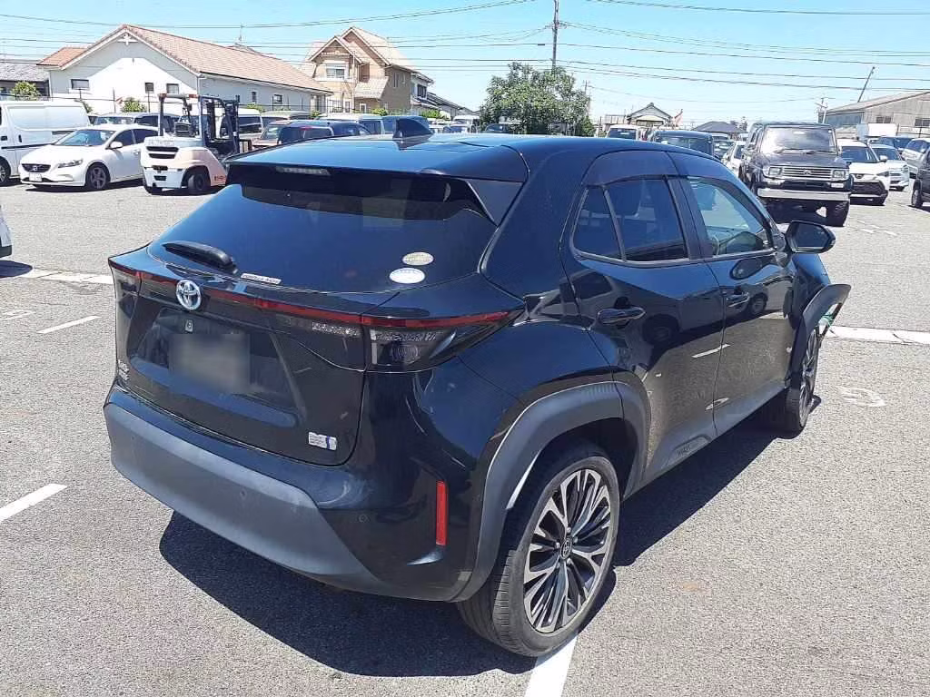 TOYOTA YARIS CROSS