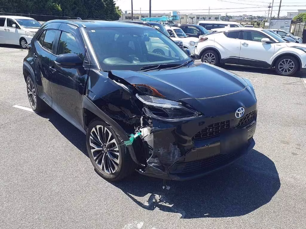 TOYOTA YARIS CROSS