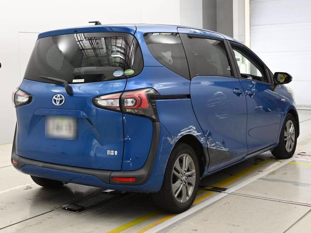 TOYOTA SIENTA