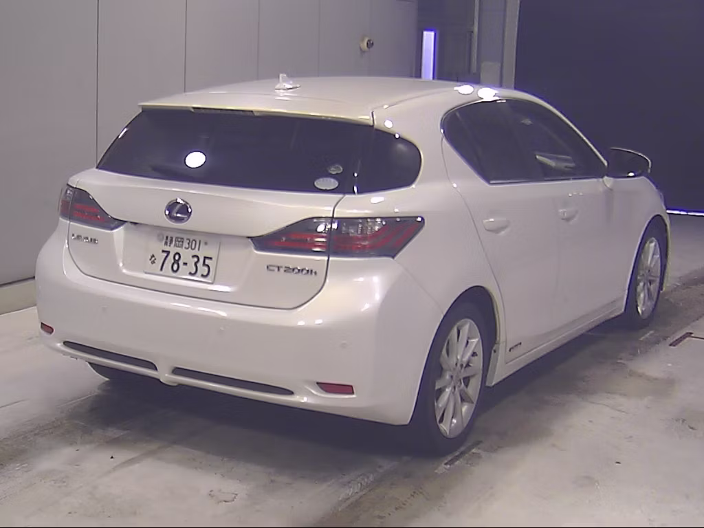 LEXUS CT200H