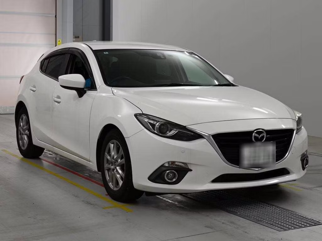 MAZDA AXELA