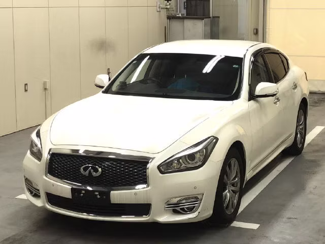 NISSAN FUGA