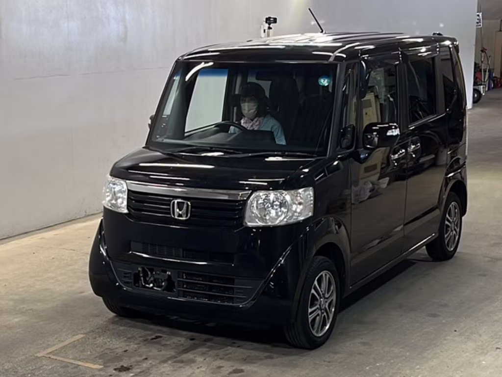 HONDA N-BOX